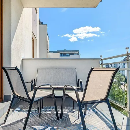 Appartement Jasny & Przestronny Z Balkonem I Parkingiem By Rent Like Gdynia