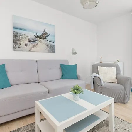 Lägenhet Jasny & Przestronny Z Balkonem I Parkingiem By Rent Like