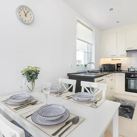 Jasny & Przestronny Z Balkonem I Parkingiem By Rent Like Gdynia