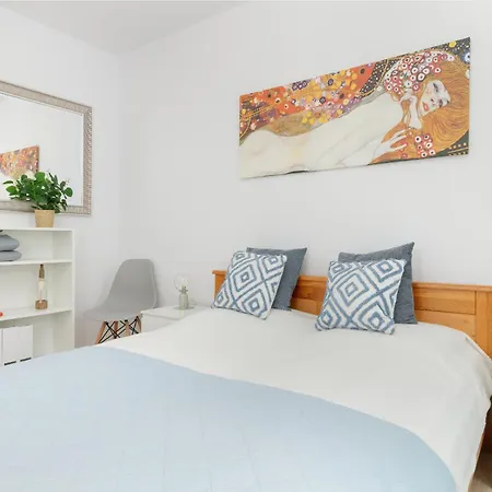 Jasny & Przestronny Z Balkonem I Parkingiem By Rent Like Gdynia