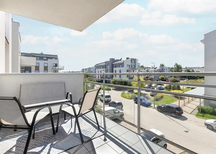 Jasny & Przestronny Z Balkonem I Parkingiem By Rent Like