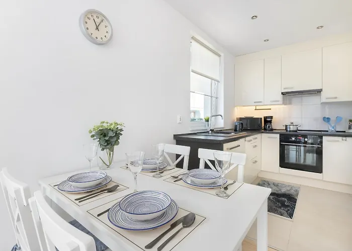 Jasny & Przestronny Z Balkonem I Parkingiem By Rent Like Gdynia